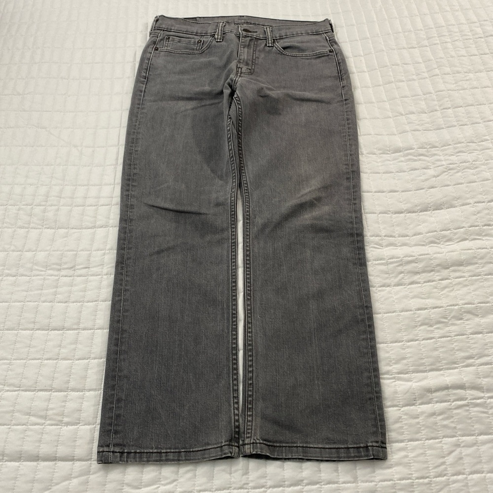 Levi’s Gray Relaxed Fit Jeans Size 32”W